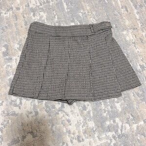 Zara houndstooth skort